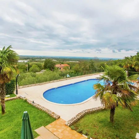 Modern Apartment In Kastelir With Swimming Pool *